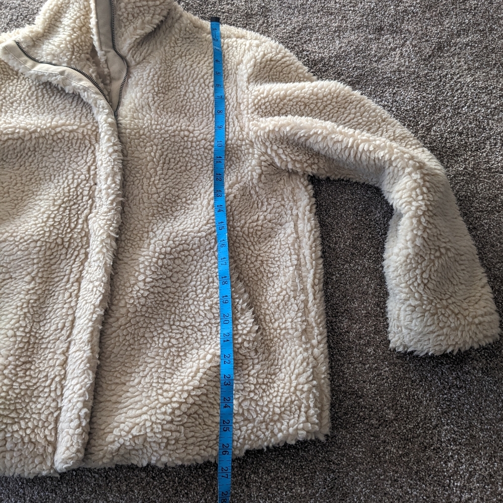 Sherpa Jacket - Picture 8 of 8